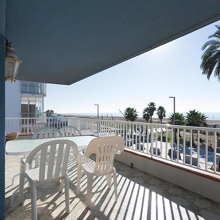 Apartamento En 1Era Linea Mar Con Terraza De 25M2 Кастельдефельс Экстерьер фото