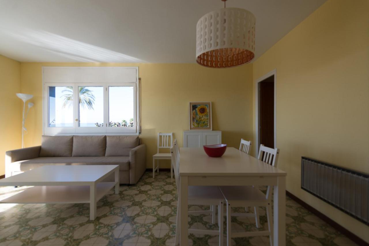 Apartamento En 1Era Linea Mar Con Terraza De 25M2 Кастельдефельс Экстерьер фото