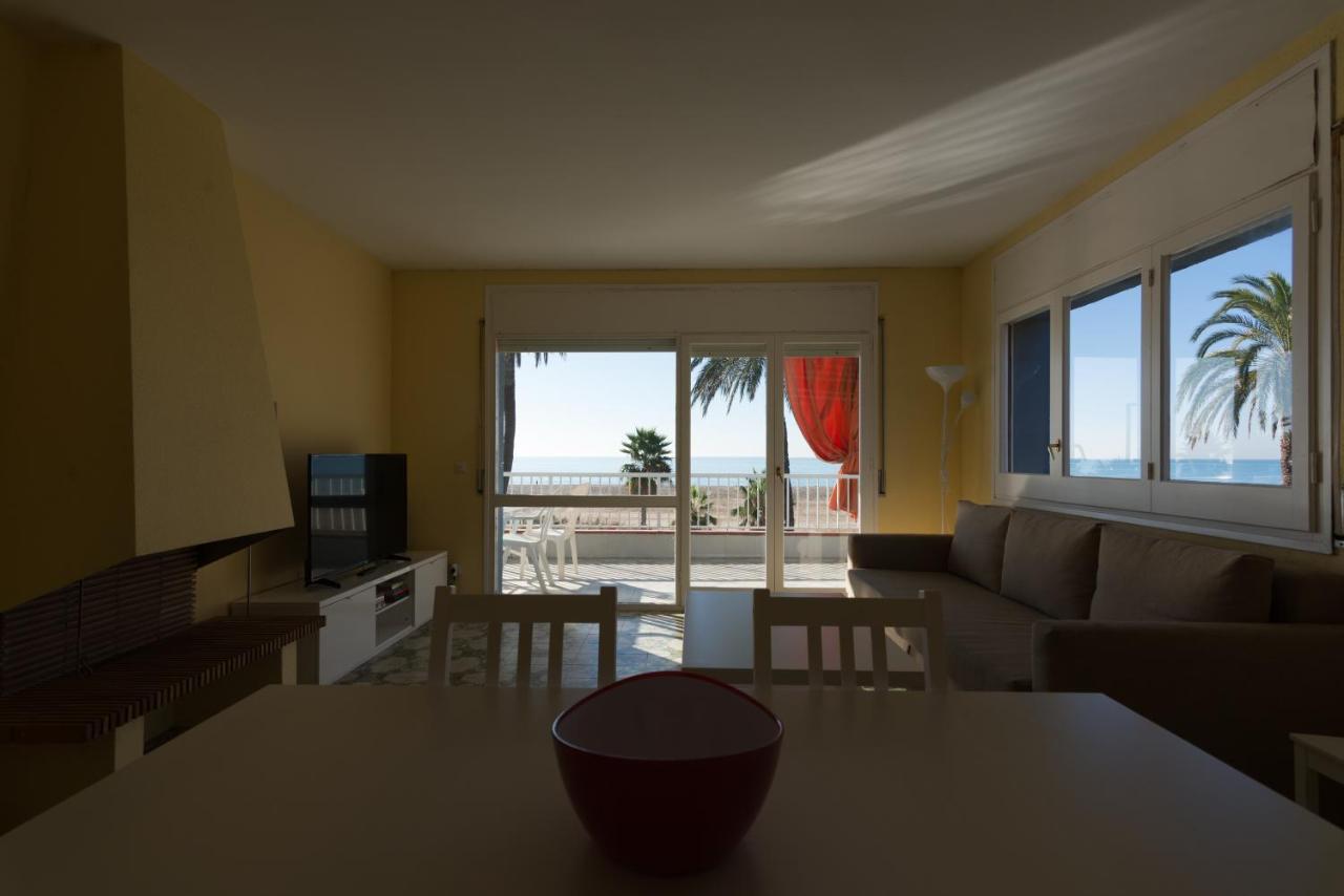 Apartamento En 1Era Linea Mar Con Terraza De 25M2 Кастельдефельс Экстерьер фото