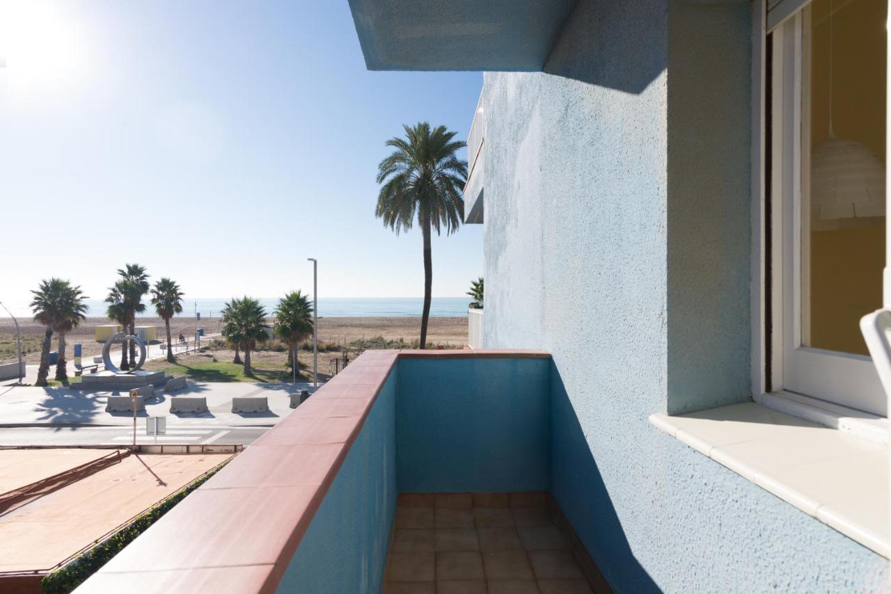 Apartamento En 1Era Linea Mar Con Terraza De 25M2 Кастельдефельс Экстерьер фото