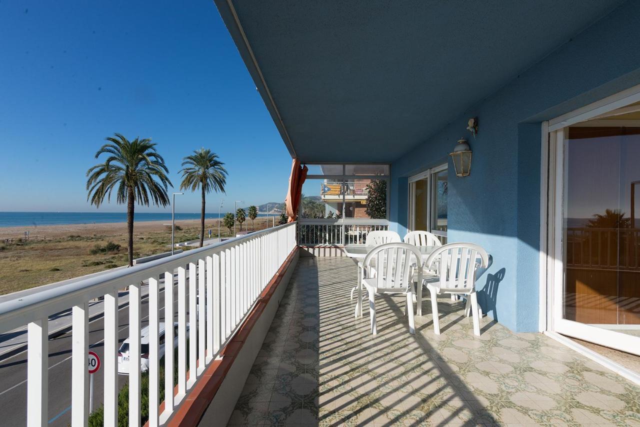 Apartamento En 1Era Linea Mar Con Terraza De 25M2 Кастельдефельс Экстерьер фото