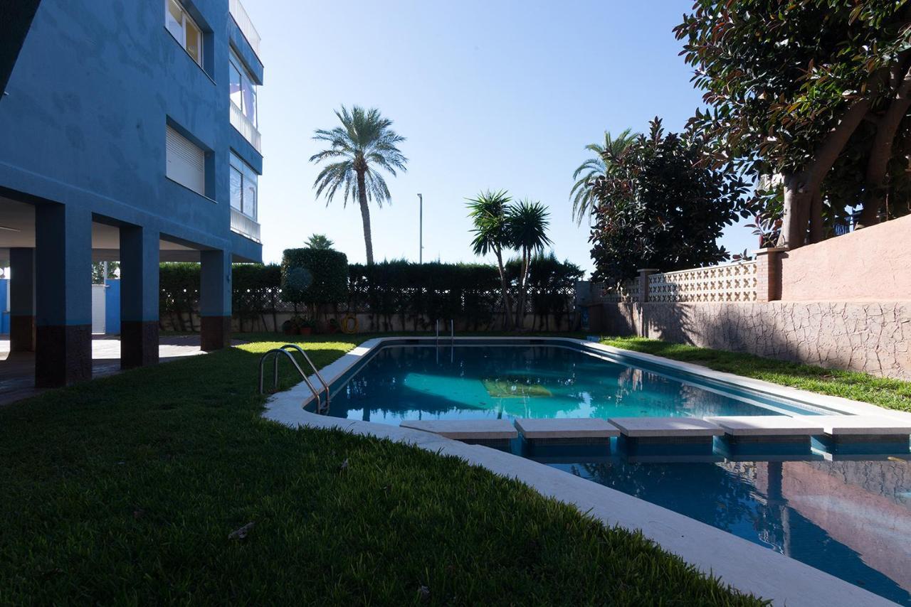 Apartamento En 1Era Linea Mar Con Terraza De 25M2 Кастельдефельс Экстерьер фото